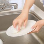 集中できず気が散る時は、皿洗いを思いきりしまくれ！やって、やって、やっちまえ！